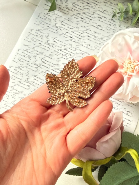 Elegancka Broszka "Złocisty Liść" |YourLook| Wyjątkowa | Klasyka i Styl