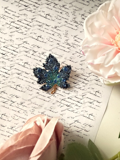 Elegancka Broszka "Złocisty Liść" |YourLook| Wyjątkowa | Klasyka i Styl