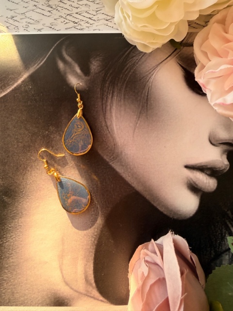 Kolczyki "Złote Łezki" Królewski Błękit | Złoty Wzór Kwiatowy | Vintage