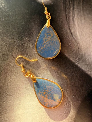 Kolczyki "Złote Łezki" Królewski Błękit | Złoty Wzór Kwiatowy | Vintage