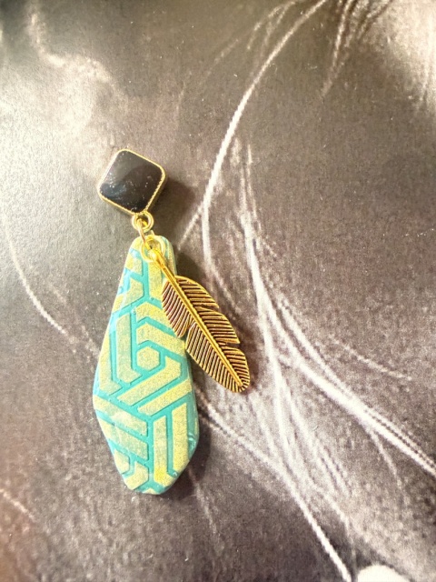 Designerskie Kolczyki "Złoty Liść"| Nasycony Turkus & Czarny Akcent