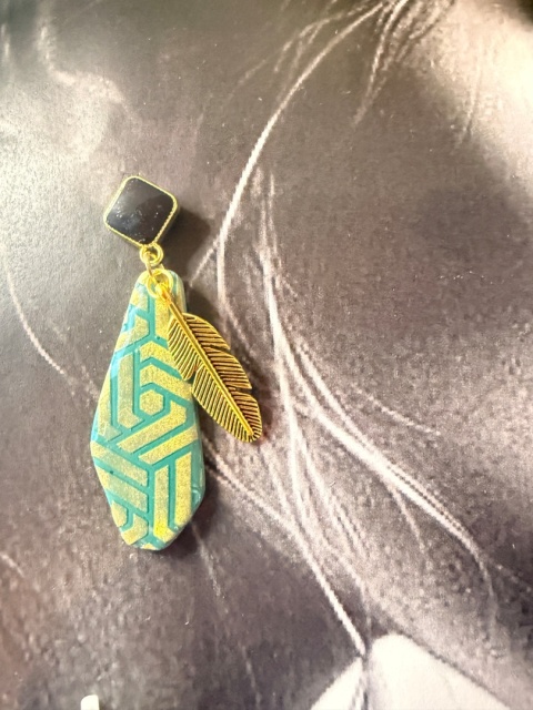 Designerskie Kolczyki "Złoty Liść"| Nasycony Turkus & Czarny Akcent