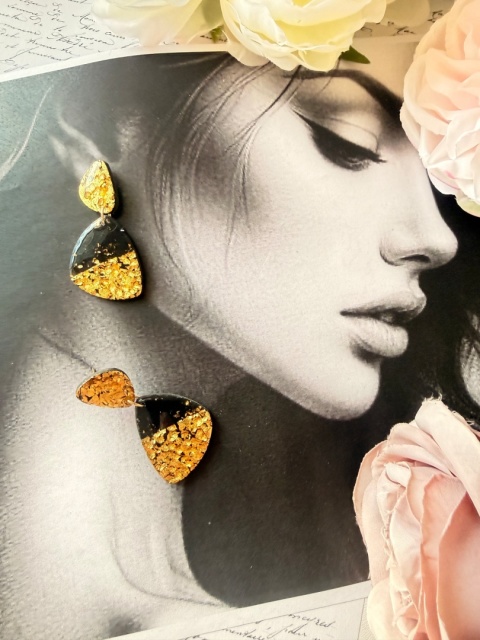 Złoty Trójkąt" | YourLook|Czarny i Złoto |Nowoczesna Geometria |Rękodzieło