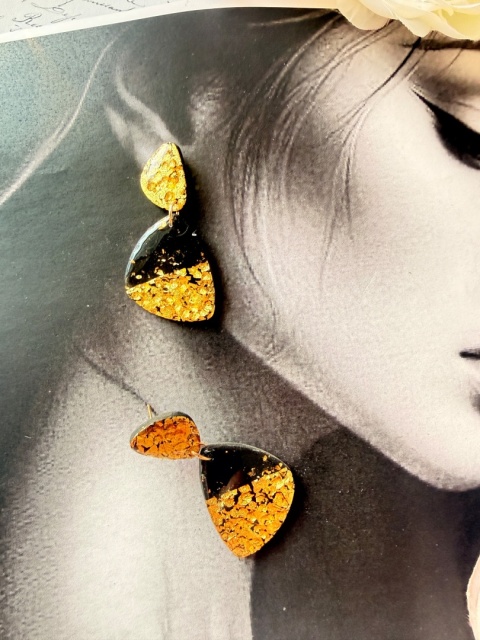 Złoty Trójkąt" | YourLook|Czarny i Złoto |Nowoczesna Geometria |Rękodzieło